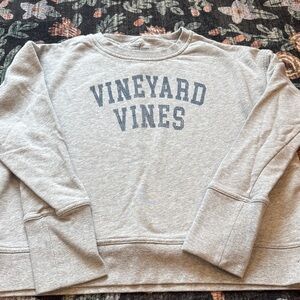 Vineyard Vines size Med sweatshirt